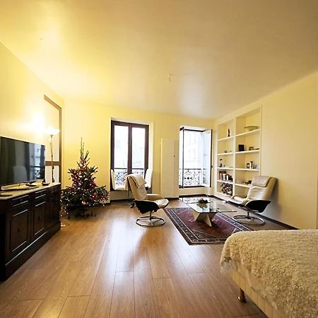 Eiffel Tower Paris Apartment Exterior photo