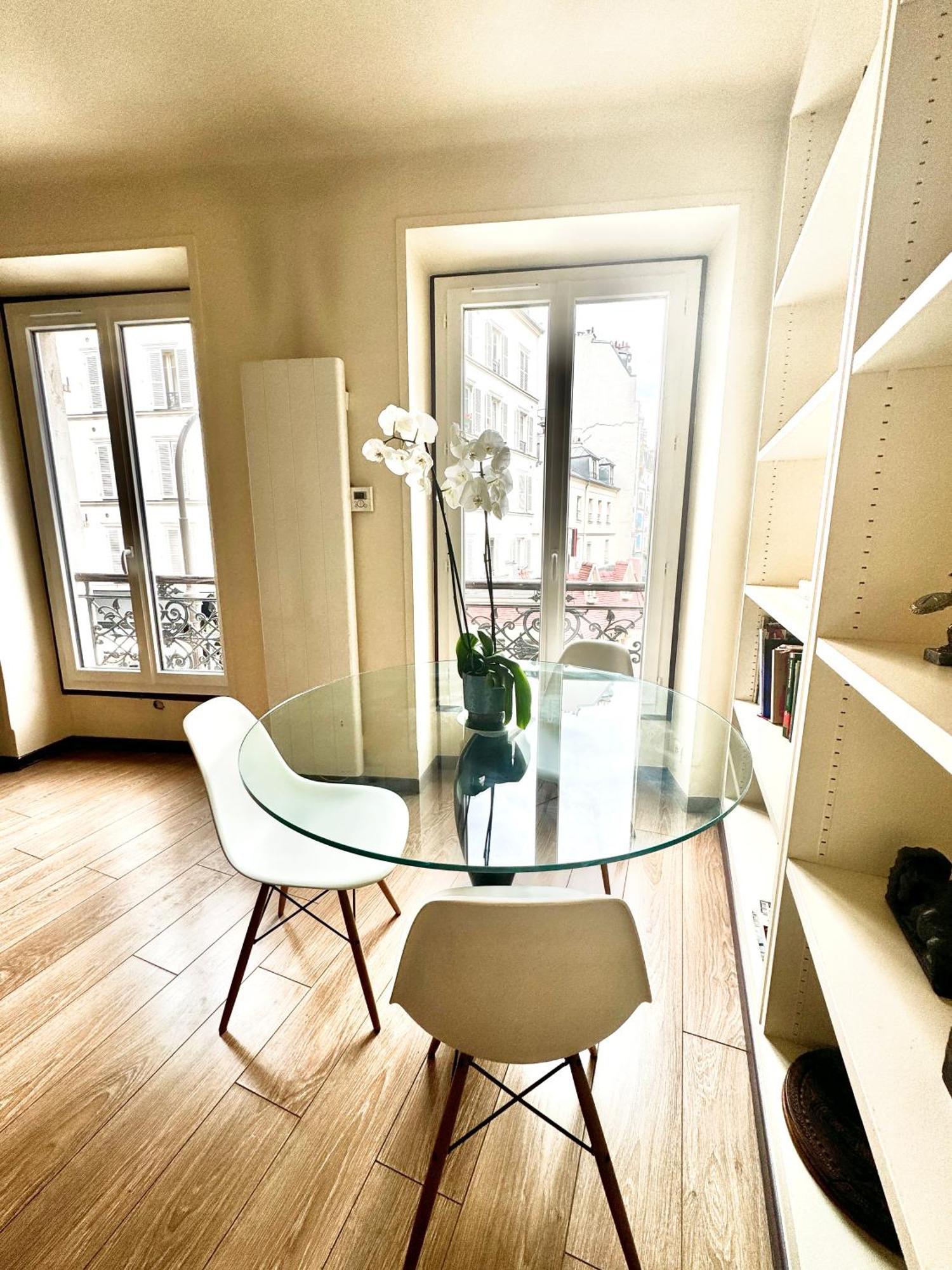 Eiffel Tower Paris Apartment Exterior photo